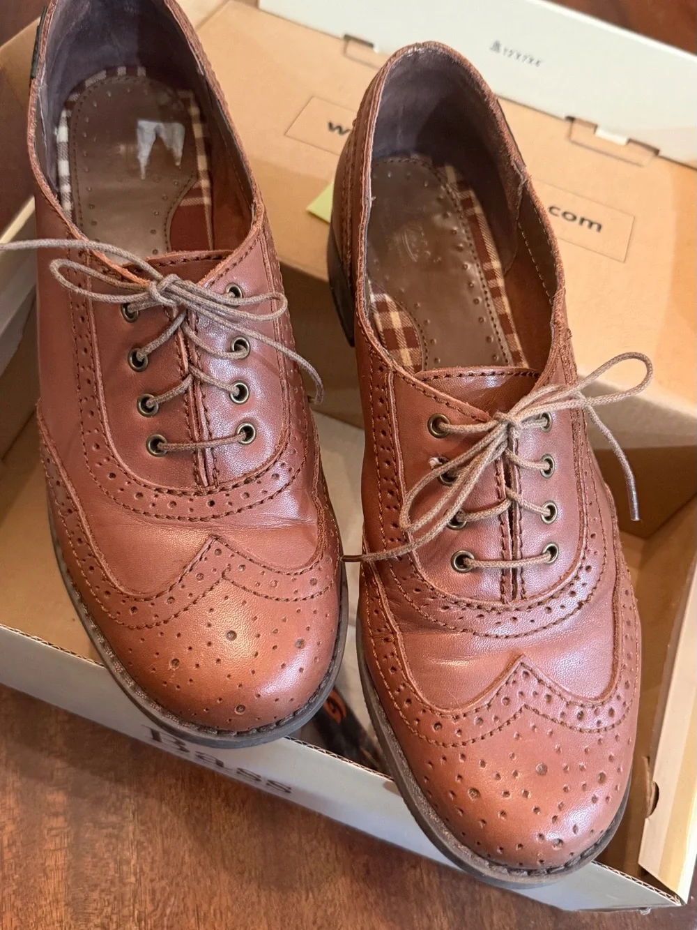 G.H. Bass Leather Wingtip Oxfords Vintage Brown Brogue Lace Up Shoes Women's 8.5